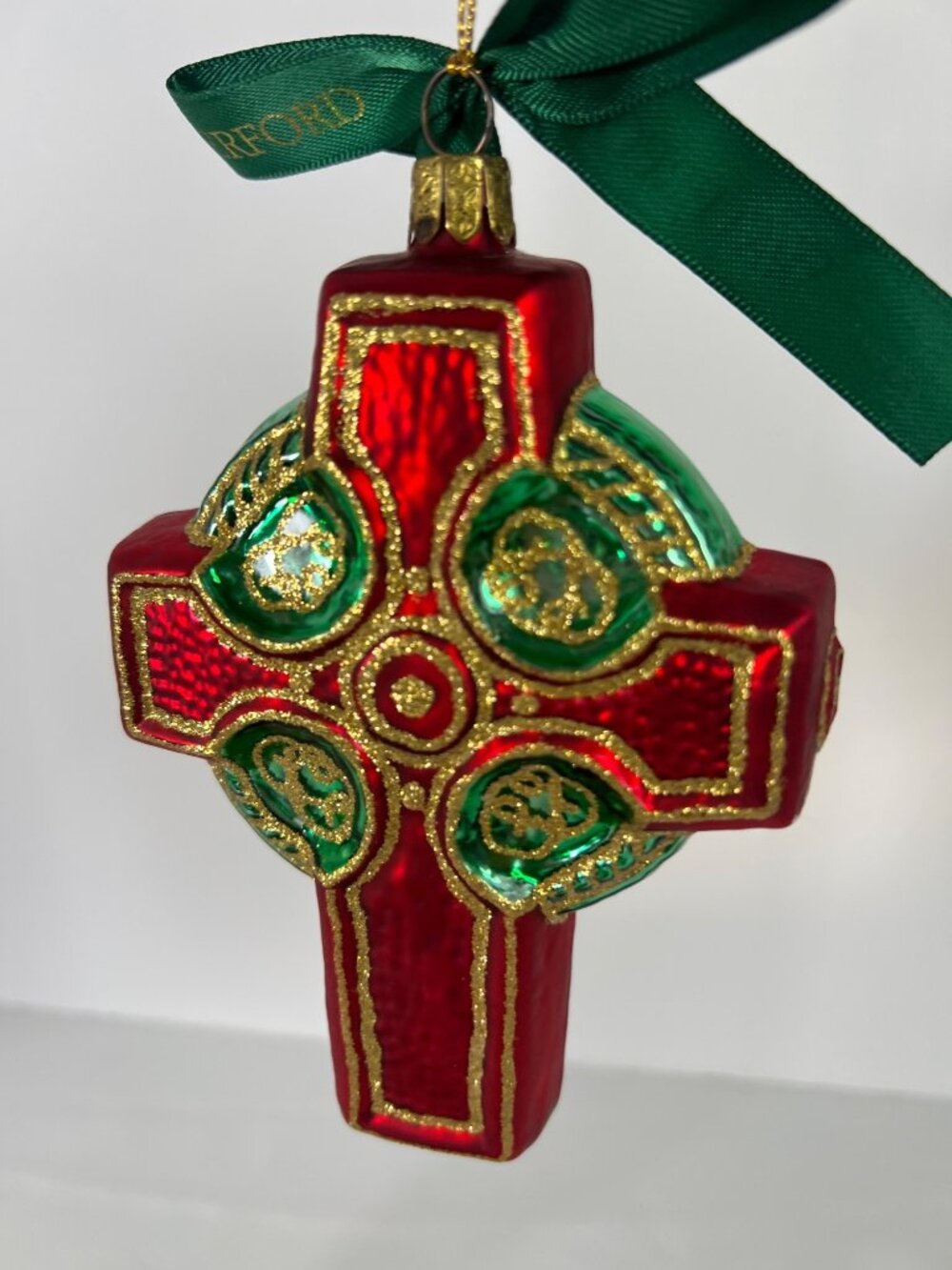 Waterford Holiday Heirloom Celtic Cross Ornament Red Green Gold Limited Edition